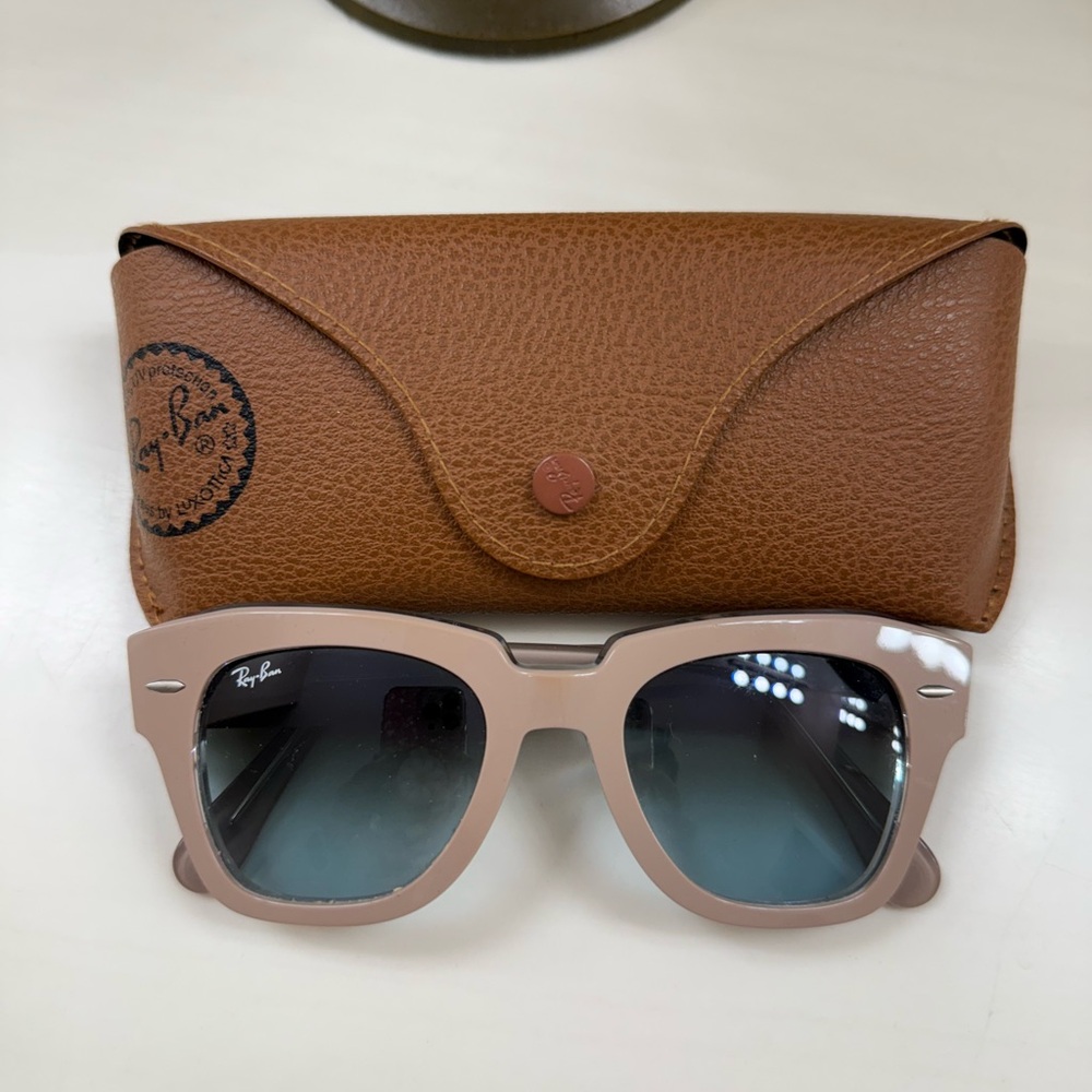 Ray-Ban State Street Beige Sunglasses with Brown Case